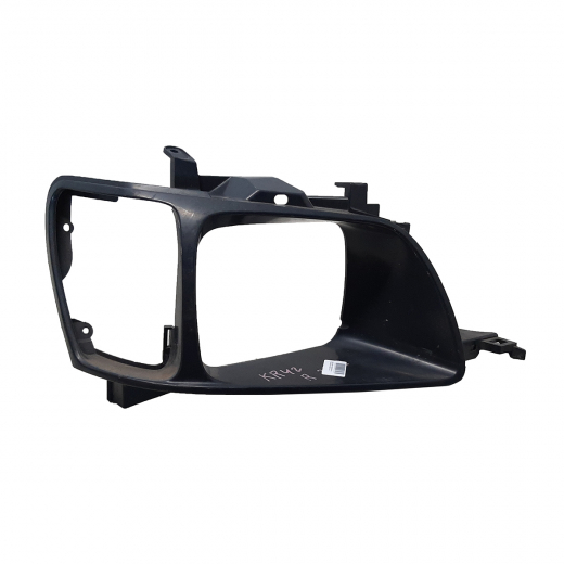 Окантовка фары Toyota Liteace/ Townace Noah '98-'01 / Van '98-'07 правая контрактная