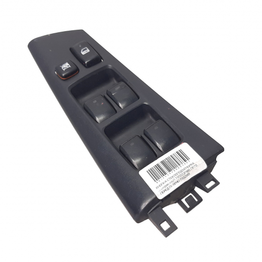 Кнопка стеклоподъемника Toyota Corolla/ Fielder/ Allex/ Runx '02-'06 передняя правая контрактная