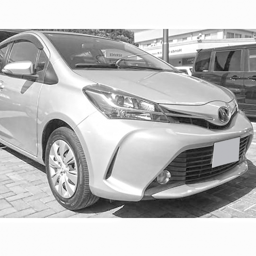 Крыло переднее Toyota Vitz/ Yaris '10-'17 правое контрактное