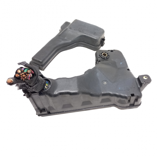 Блок реле (под капот) Toyota Mark II '00-'04/ Blit '02-'07 контрактный