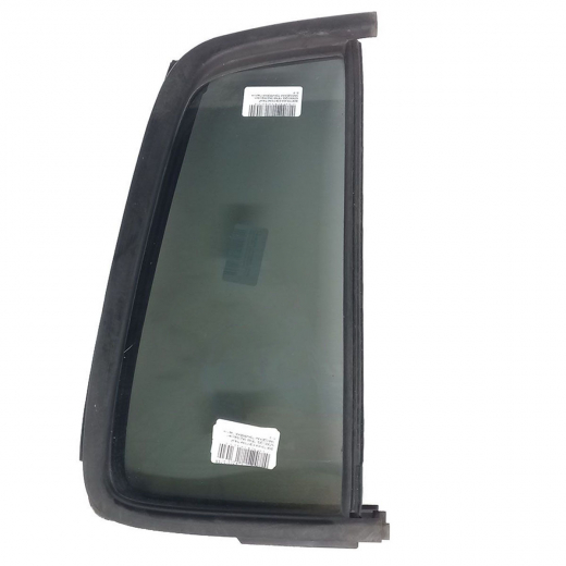 Форточка Suzuki Swift '03-'10 задняя правая контрактная