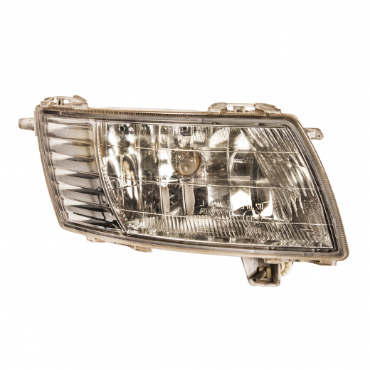Противотуманная фара Toyota Corolla Sedan '04-'07/ Estima '06-'08/ Fielder '02-'06/ Isis '04-'07/ Spacio '03-'07/ Alphard '08-'11/ Wish '03-'09 правая (12-495) контрактная