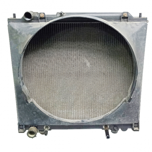 Радиатор охлаждения Mitsubishi Delica Space Gear '94-'07 (6G72) контрактный в сборе