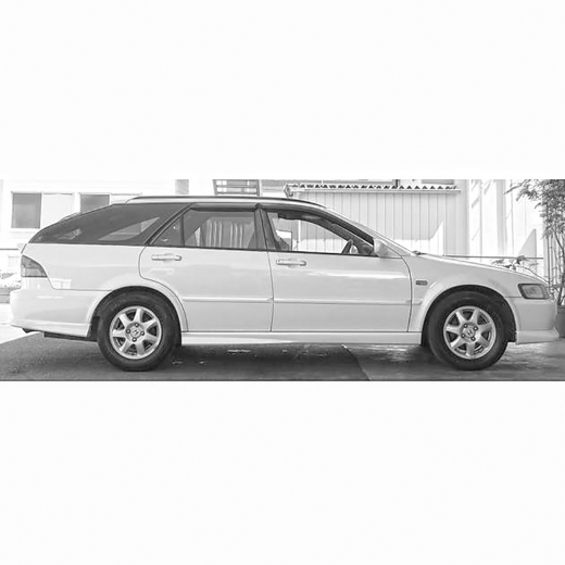 Стекло боковое в кузов Honda Accord Wagon '97-'02 заднее правое контрактное
