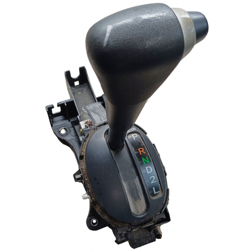 Рычаг переключения КПП Toyota Ist '02-'07 AT Контрактный