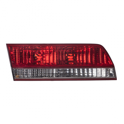 Стоп сигнал Toyota Mark II '98-'01 левый в крышку (22-281) контрактный