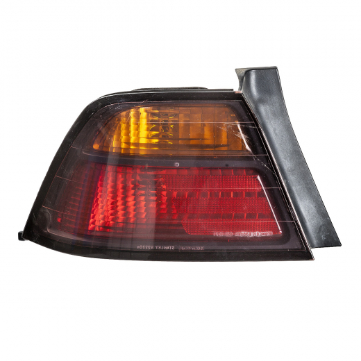 Стоп сигнал Honda Accord/ Isuzu Aska '97-'00 левый (22-20) контрактный