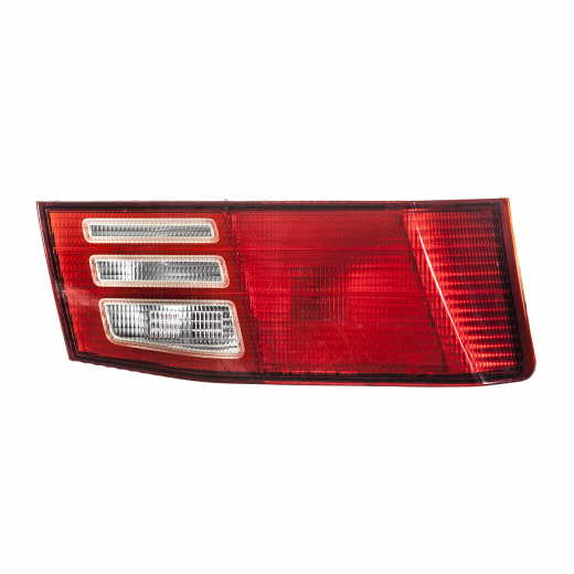 Стоп сигнал Mitsubishi Legnum '96-'98 левый в дверь (226-87201) контрактный