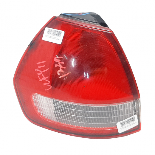 Стоп сигнал Nissan Wingroad '99-'01 левый белый (220-24764) контрактный