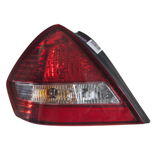 Стоп сигнал Nissan Tiida Latio '04-'12 левый (40-88) контрактный