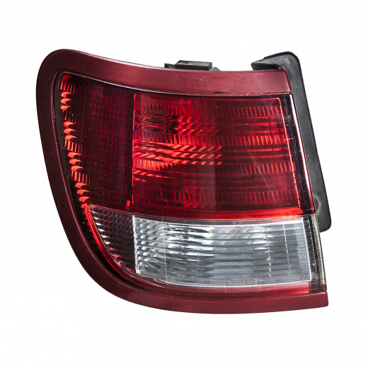 Стоп сигнал Nissan Expert '99-'05 левый (220-24767) контрактный