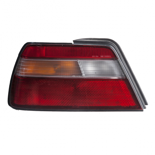 Стоп сигнал Nissan Bluebird '96-'97 левый (47-59) контрактный