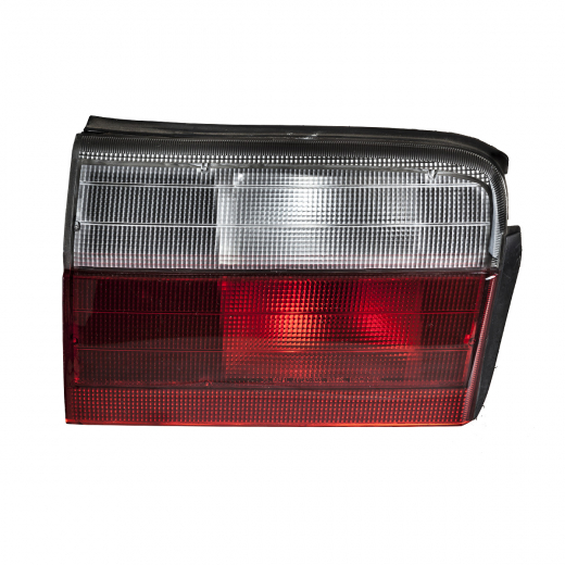 Стоп сигнал Nissan Avenir '95-'98 левый в дверь (226-24703) контрактный salut