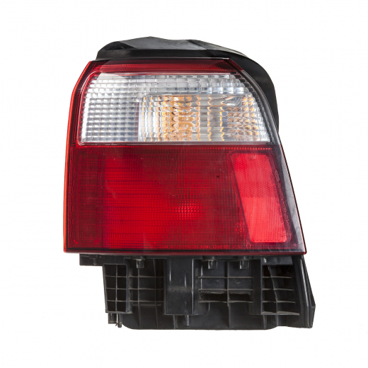Стоп сигнал Subaru Forester '00-'02 левый (220-20697) контрактный