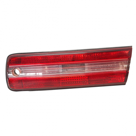 Стоп сигнал Toyota Mark II '96-'98 правый в крышку (22-249) контрактный