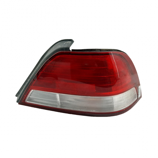 Стоп сигнал Honda Inspire '95-'98 правый белый (043-1237) контрактный
