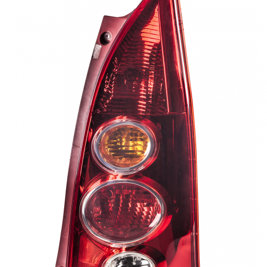 Стоп сигнал Mazda Premacy '01-'05 правый (220-61961) контрактный