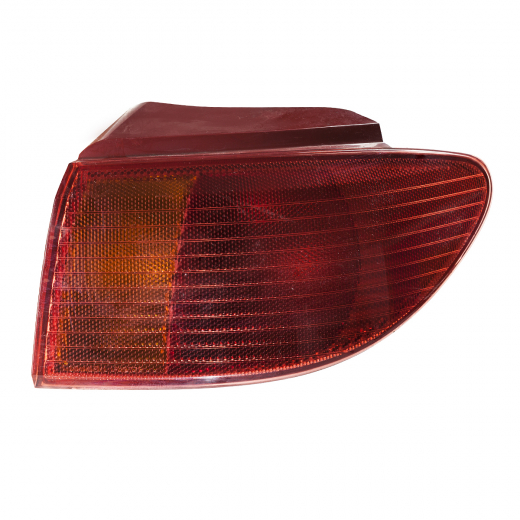 Стоп сигнал Mazda Demio '02-'03 правый красный (19-77) контрактный