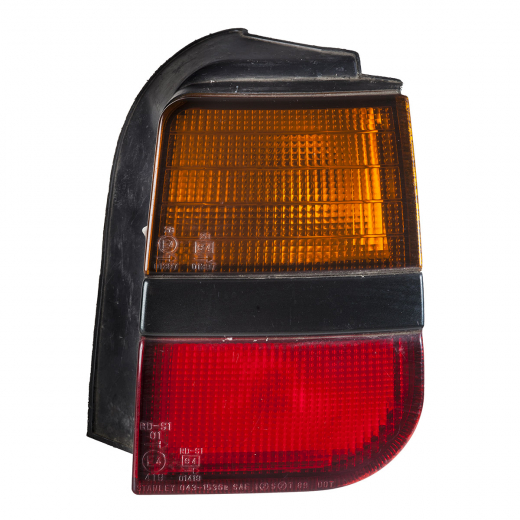 Стоп сигнал Mitsubishi Chariot '91-'97 правый (043-1536) контрактный