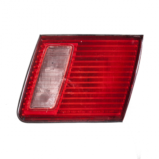 Стоп сигнал Mitsubishi Diamante '94-'97 правый в крышку (043-1656) контрактный