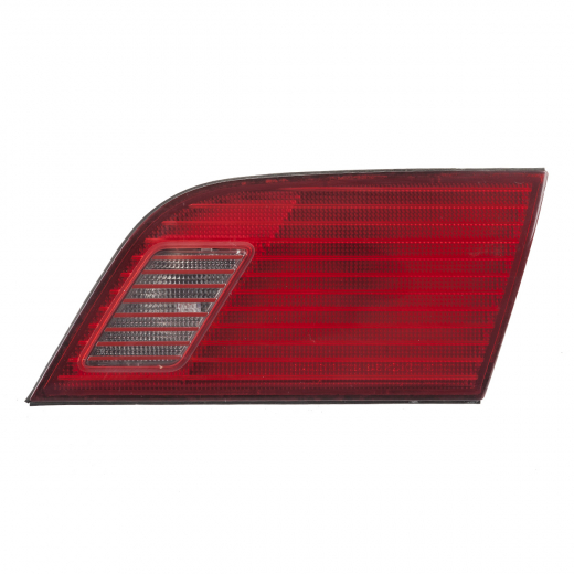 Стоп сигнал Mitsubishi Diamante '97-'99 правый в крышку (17-22) контрактный