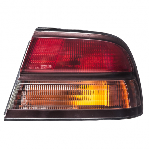 Стоп сигнал Nissan Cefiro '94-'97 правый (47-38A) контрактный