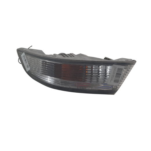 Повторитель поворота в бампер Toyota Mark II '96-'98 правый (22-253) контрактный