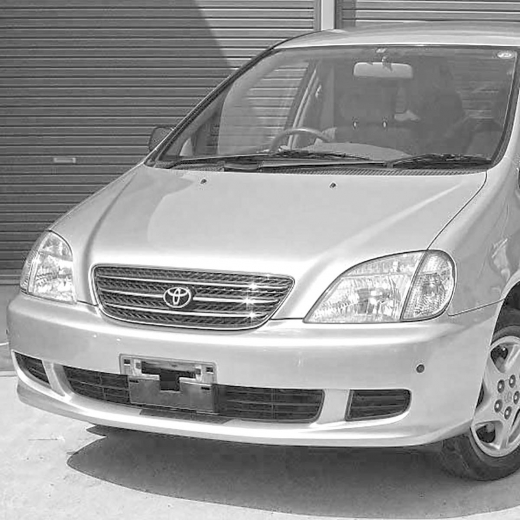 Капот Toyota Nadia '98-'03 контрактный решетка