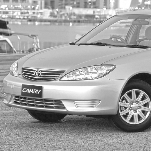 Капот Toyota Camry '01-'06 контрактный решетка