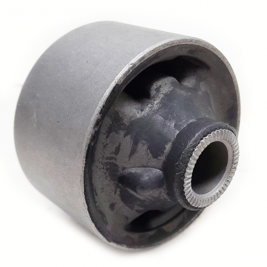 Сайлентблок переднего нижнего рычага задний, вертикальный R8 48655-33050