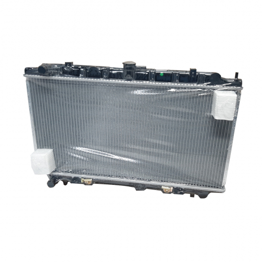 Радиатор охлаждения Nissan Primera/ Bluebird '96-'01 (QG18DE, QG18DD) диаметр патрубка 28мм E.C.H.O.