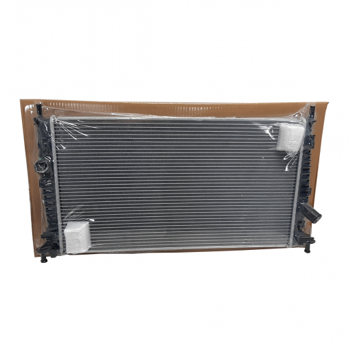 Радиатор охлаждения Mazda 3/ Axela '03-'09/ Ford Focus II '04-'11/ C-Max '03-'10 (Z6-DE, ZY-VE, LF-DE, LF-VE, L3-VE, L3-VDT, ASD, HWD, QQD, AOD, HHD, G8D, KKD, G6D) E.C.H.O.
