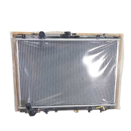 Радиатор охлаждения Mitsubishi Montero Sport '98-'09/ Challenger '96-'01 (6G72) E.C.H.O.