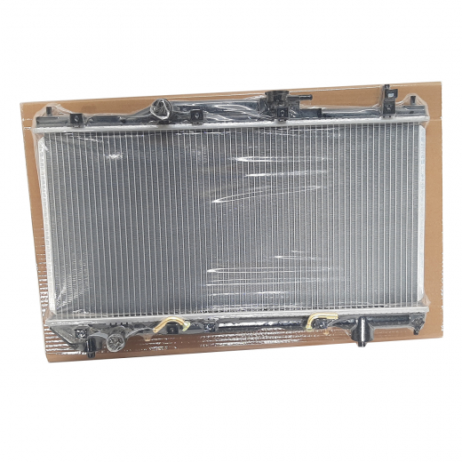 Радиатор охлаждения Toyota Avensis '97-'03 (4A-FE, 7A-FE) E.C.H.O.