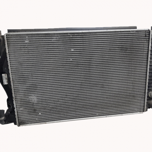 Радиатор охлаждения Audi A6 '04-'10/ A6 Allroad '07-'12 (BDW, BDX, CCDA, CCEA, BBJ, CAJA, AUK, BYU) контрактный в сборе