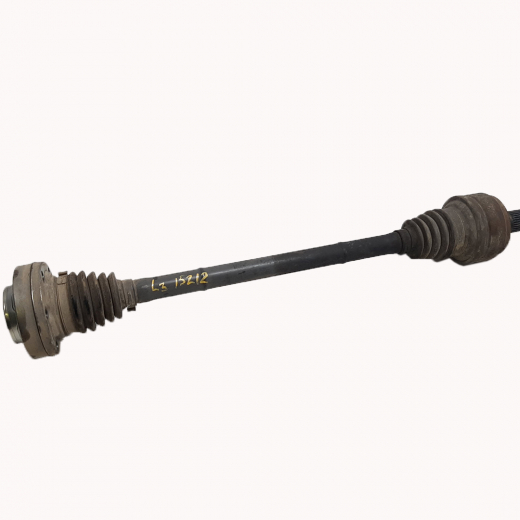 Привод Volkswagen Touareg '02-'10 (AYH, CBWA, AZZ, BAA, BKJ, BMV, BRJ, BMX, BHK, BKS, CATA, AXQ, BAR) задний AT, MT 4WD, 2WD контрактный