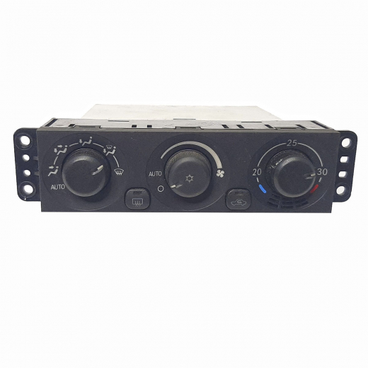 Блок управления печкой Mitsubishi Montero '00-'06/ Pajero '99-'07  контрактный правый руль