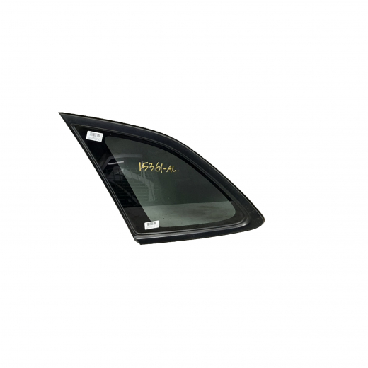Стекло боковое в кузов Mazda Familia '98-'04/ 323/ Astina/ Protege '98-'04/ Ford Laser Lidea '98-'01 заднее левое контрактное