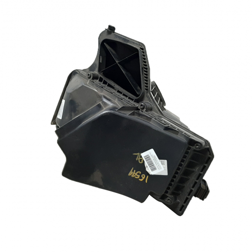 Корпус воздушного фильтра Audi A4 '07-'15/ A5 '07-'16/ A4 Allroad '09-'16 (CDNC) Контрактный