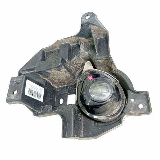 Противотуманная фара Mazda 3 '16-'19/ Mazda6 '15-'18/ Cx-5 '17-'24/ Atenza '15-'19/ Cx-3 '15-'24 правая (B63B-51-680A) контрактная 