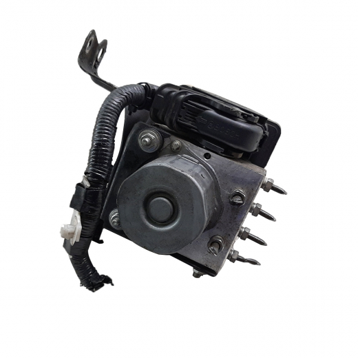 Блок ABS Toyota Camry '11-'18 (2AR-FE, 2GR-FE) 2WD контрактный