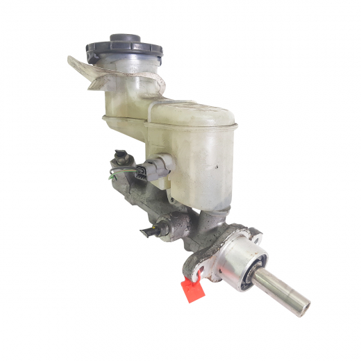 Главный тормозной цилиндр Honda Accord '02-'08/ Civic '05-'12 (система VSA) контрактный