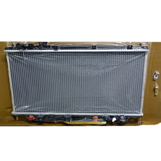 Радиатор охлаждения Mazda Familia '94-'99 (B3-ME, Z5-DE, B6, BP-ZE, B5-ZE) SAT (Китай)