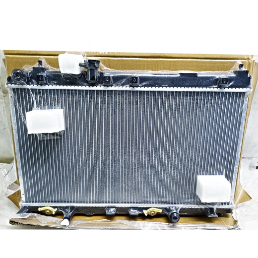 Радиатор охлаждения Honda Fit Aria '01-'09 (L13A, L15A) CVT Panda