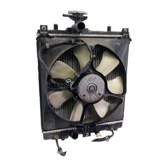 Радиатор охлаждения Suzuki Chevrolet MW '00-'10/ Chevrolet Cruze '01-'08/ Swift '00-'05/ Swift '01-'05/ Wagon R Solio '00-'04/ Solio '04-'11 (M13A) AT с охлаждением КПП контрактный в сборе 