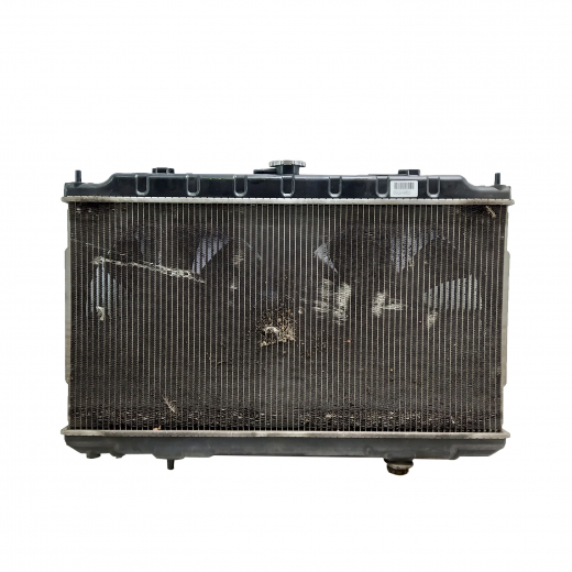 Радиатор охлаждения Nissan Primera '02-'06/ Wingroad/ Bluebird Sylphy '00-'06/ Sunny '98-'04/ AD '99-'08 (QG18DE, QG15DE, QG13DE) AT контрактный в сборе