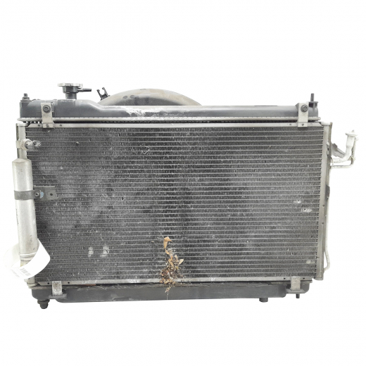 Радиатор охлаждения Infiniti G '02-'04/ Nissan Skyline '01-'06/ Stagea '01-'07 (VQ35DE, VQ30DD, VQ25DD, VQ25DET) контрактный в сборе