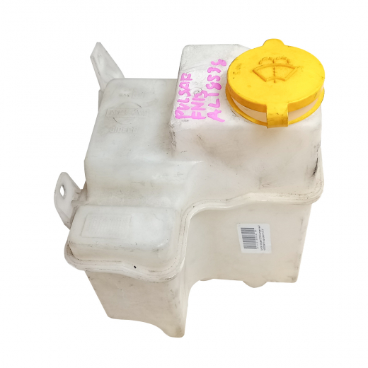 Бачок омывателя Nissan Sunny Lucino '94-'99/ Pulsar '95-'00/ Sunny '94-'99 под капот контрактный
