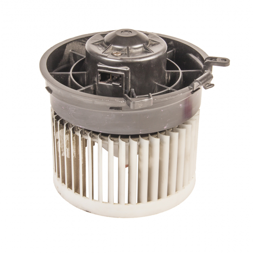 Моторчик печки Nissan Serena '05-'18/ X-Trail '07-'15/ Qashqai '06-'13/ Lafesta '04-'10 контрактный