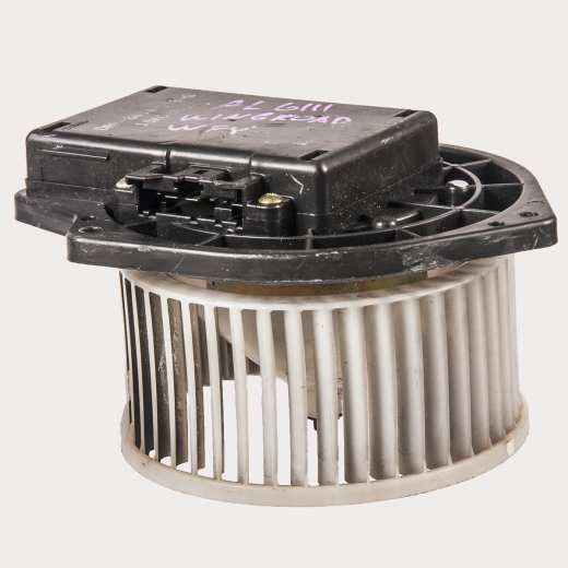 Моторчик печки Nissan Wingroad/ Serena '99-'05 / Presage / Bassara '99-'03 / AD '99-'08 контрактный